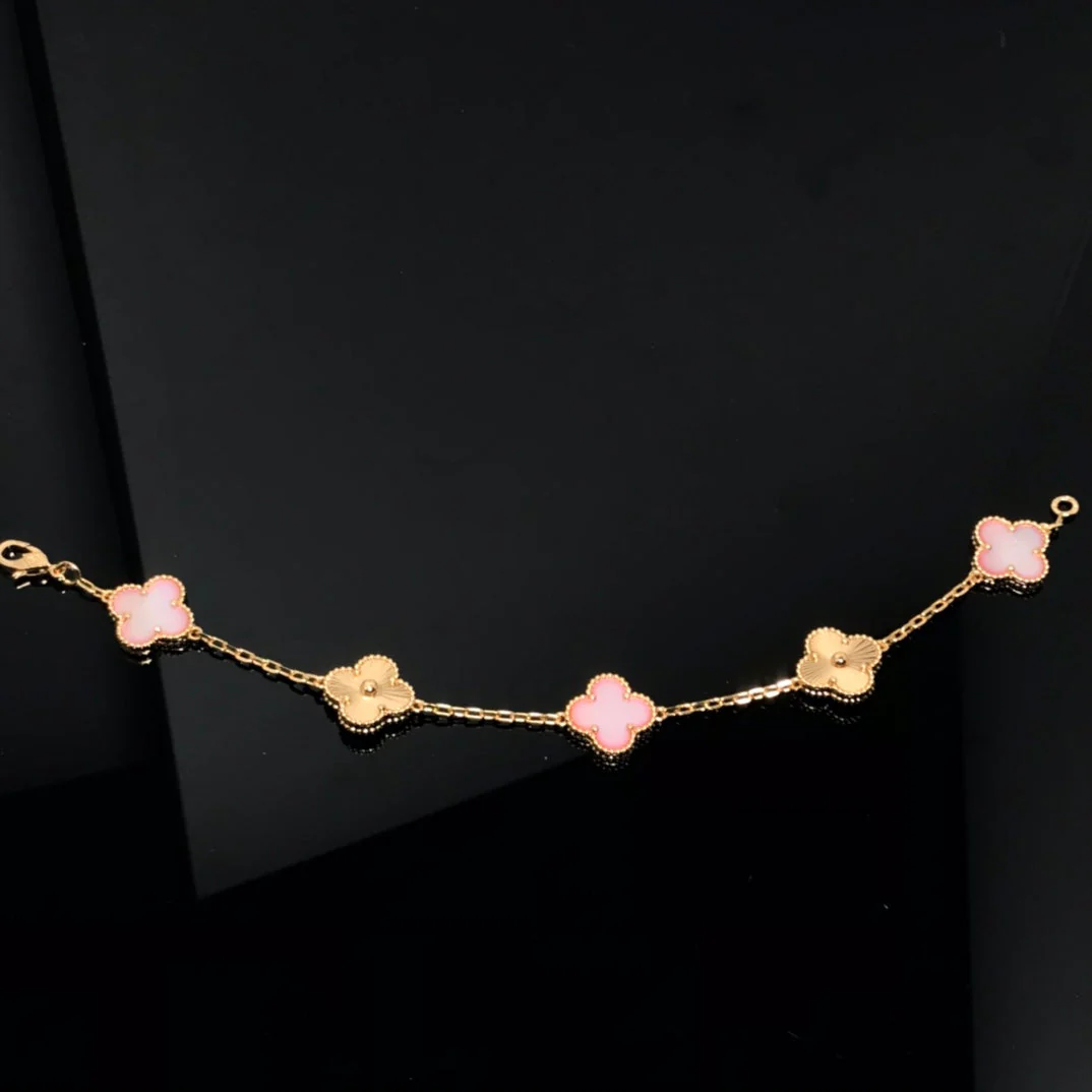 Regalia jewelryCLOVER BRACELET 5 MOTIF PINK AND PINK GOLD