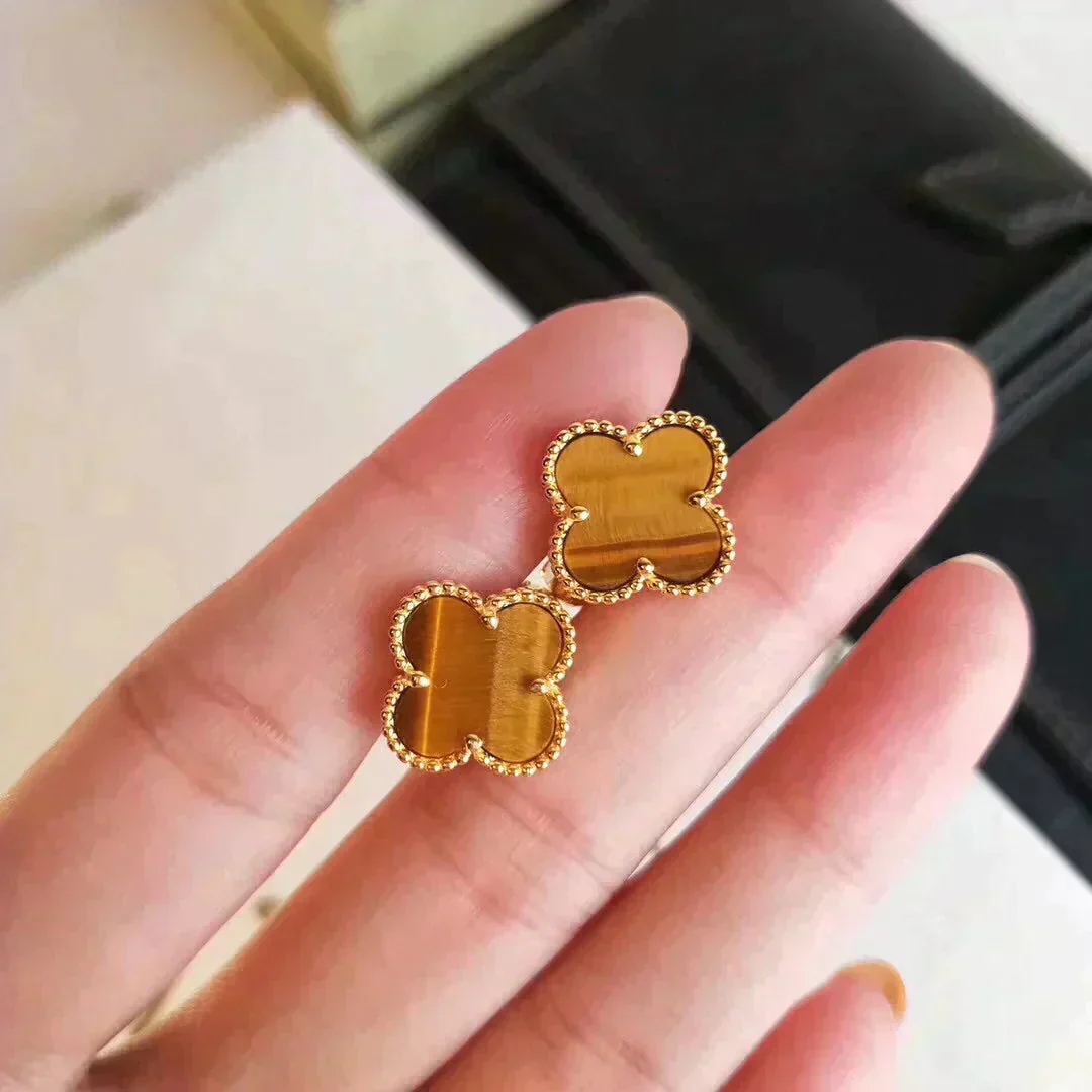 Regalia jewelryCLOVER MEDIUM 1 MOTIFS TIGER EYE EARRINGS