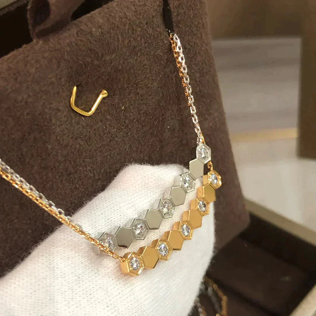 Regalia jewelryBEE LOVE NECKLACE DIAMOND