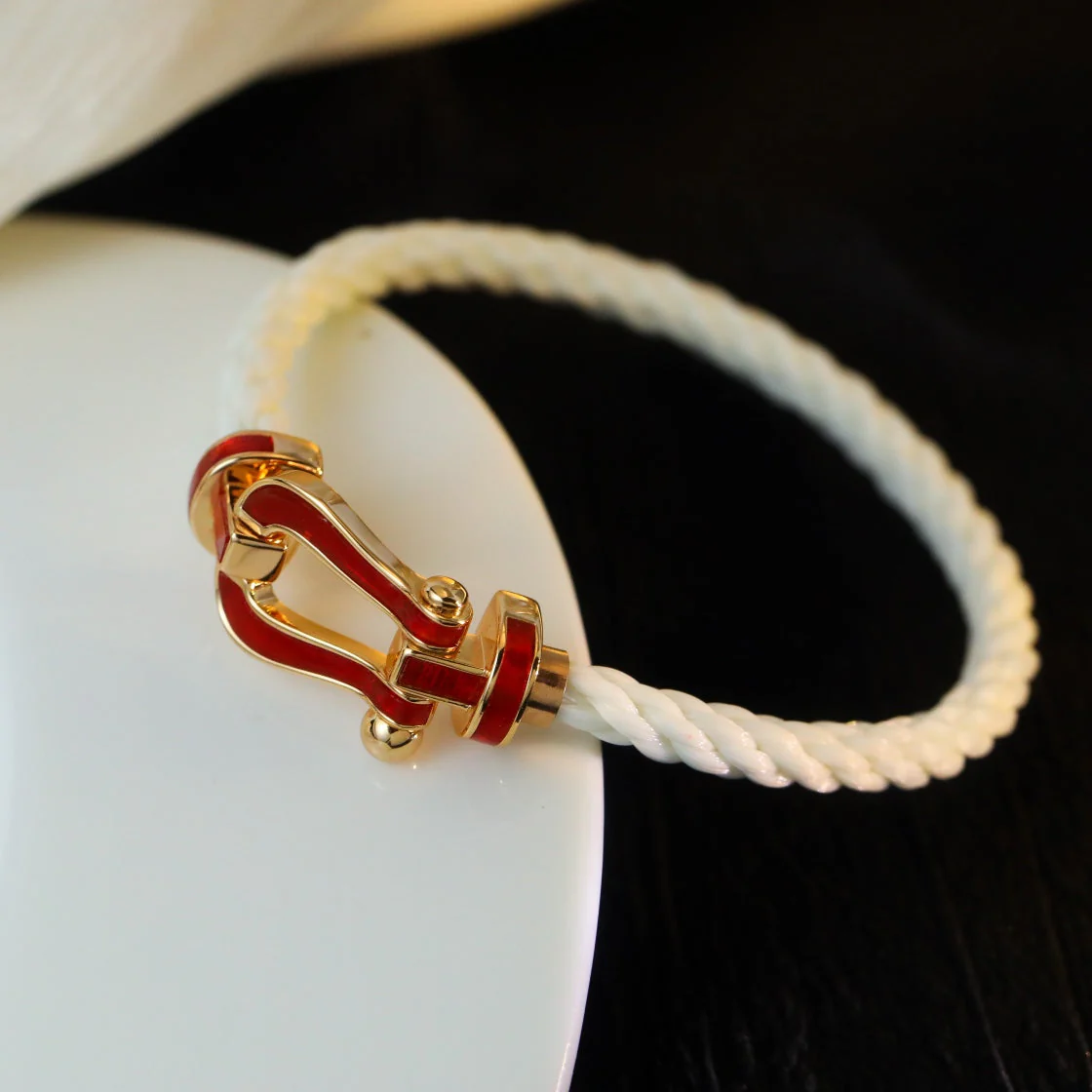 Regalia jewelryFORCE 10 WHITE TEXTILE DIAMOND PAVED