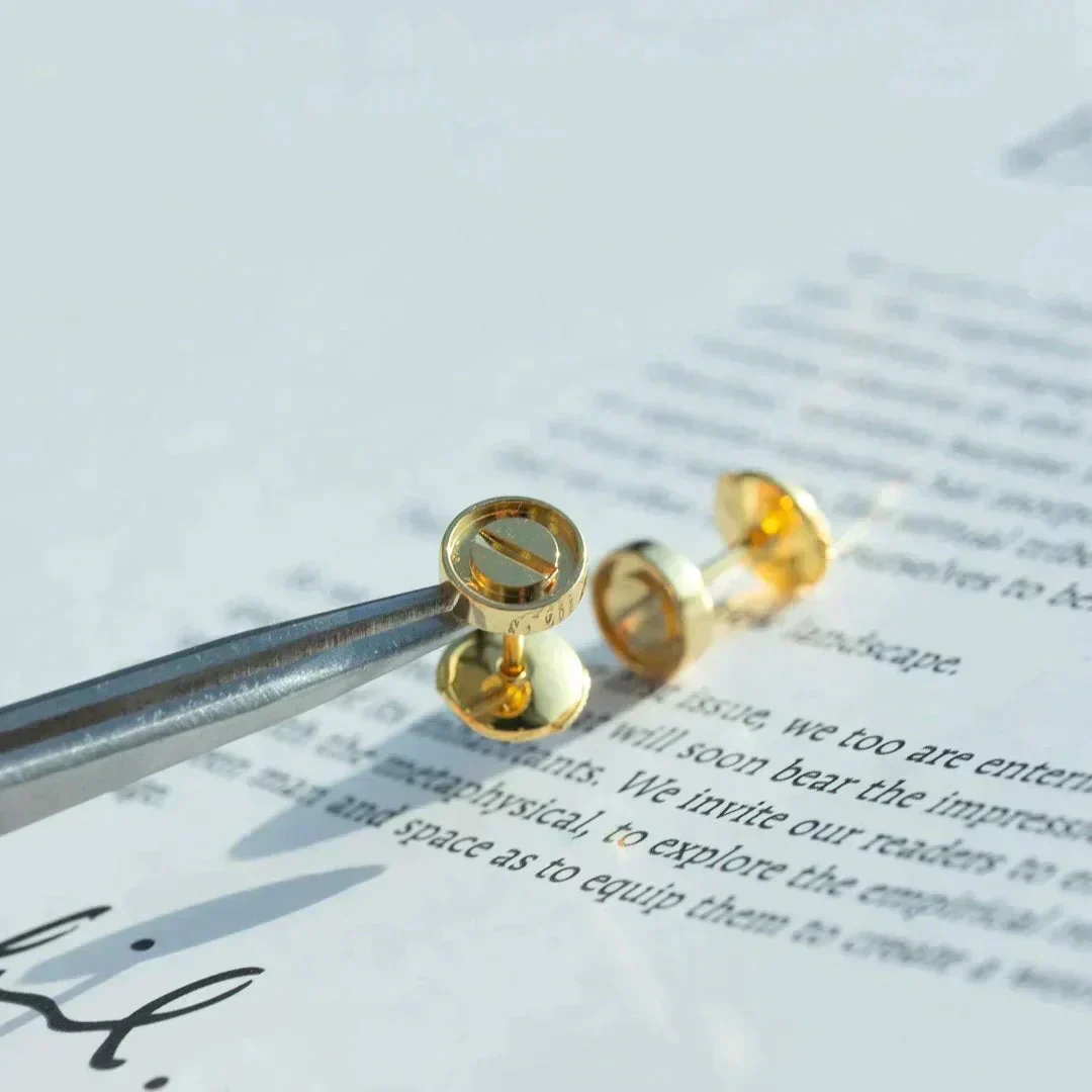 Regalia jewelryLOVE EARRINGS GOLD 10MM