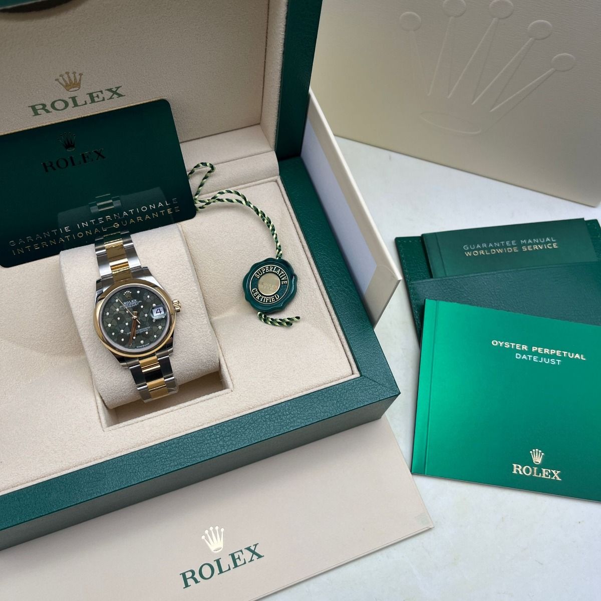 【Super Clone】ROLEX Datejust m278243-0031/0032 31mm Green Dial watch