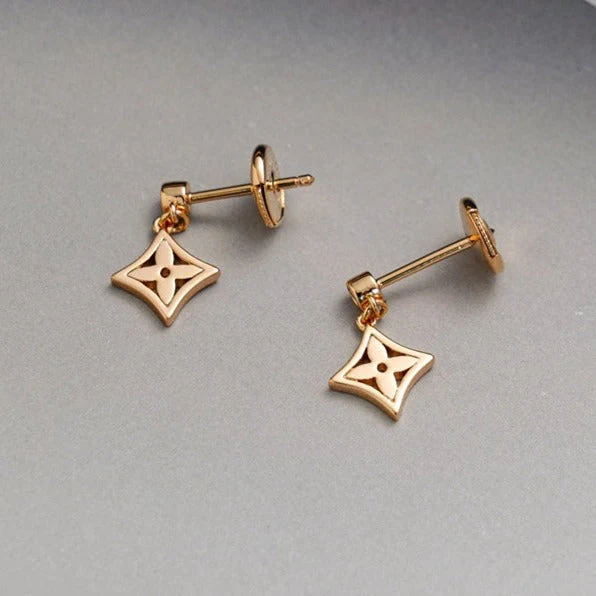 Regalia jewelrySTAR EARRINGS GOLD