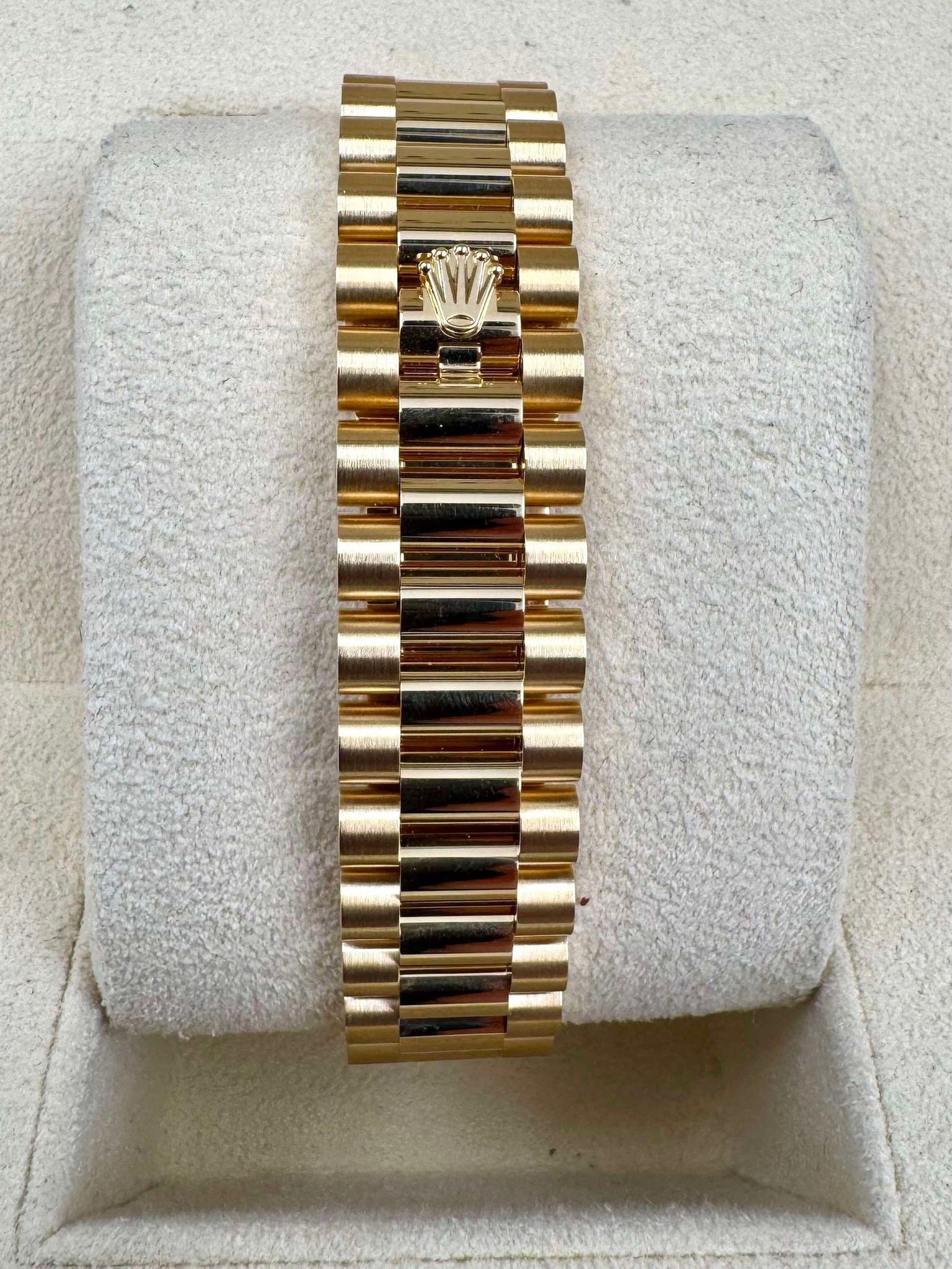 【Super Clone】ROLEX Datejust m278278-0030 Olive Green 31mm Dial President Bracelet Watch