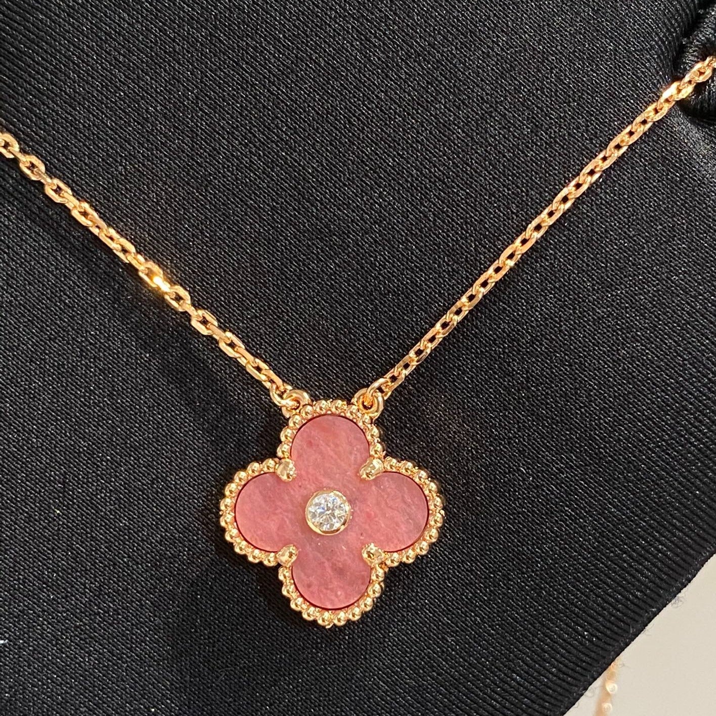 Regalia jewelryCLOVER 15MM DIAMOND RHODONITE NECKLACE
