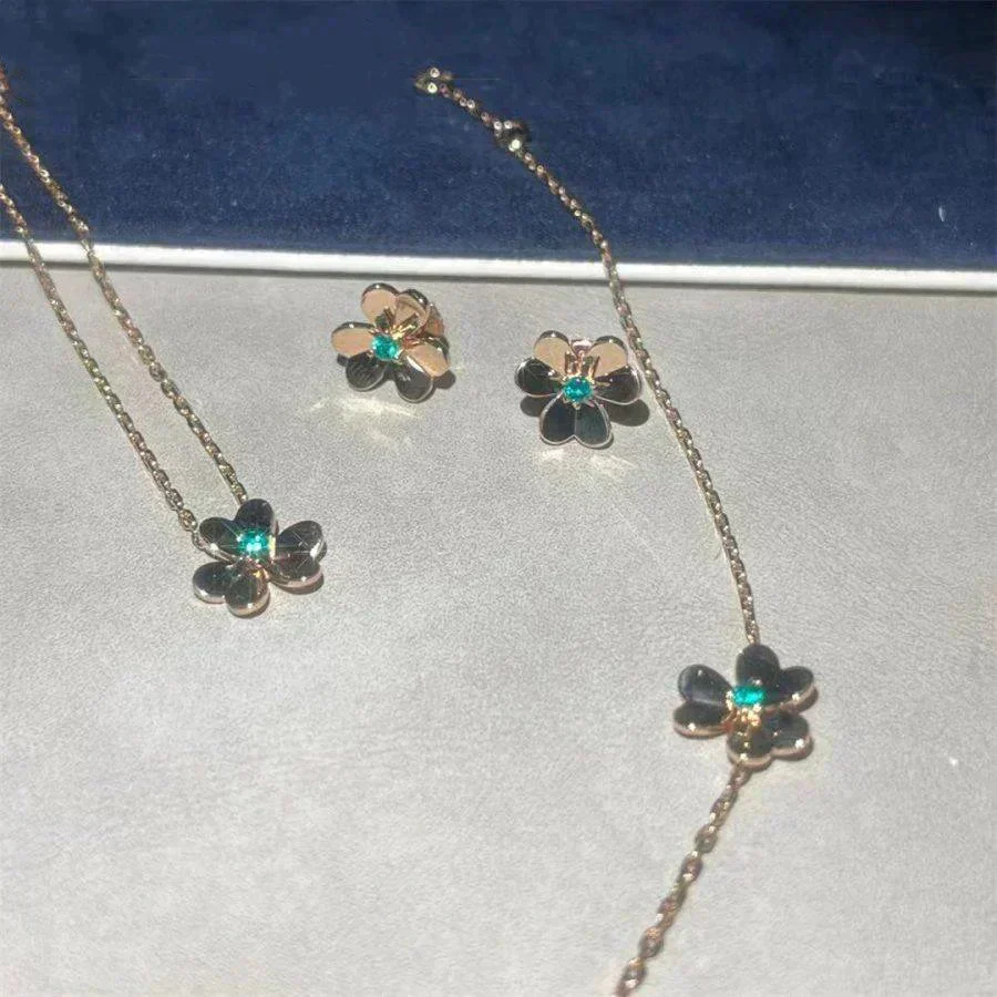 Regalia jewelryFRIVOLE  FLOWER MALACHITE EARRINGS