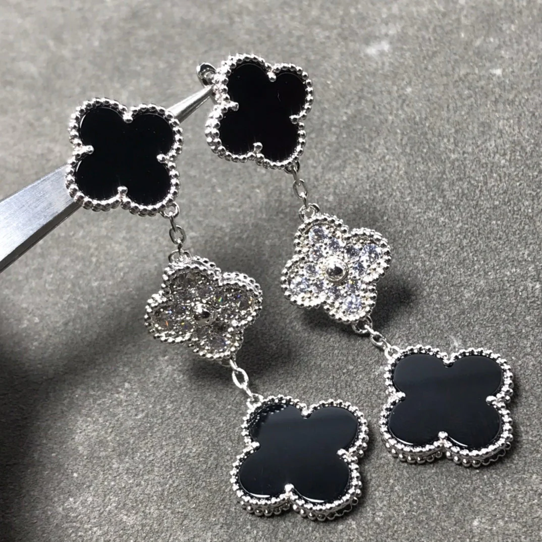 Regalia jewelryCLOVER 3 MOTIF DIAMOND ONYX SILVER EARRINGS