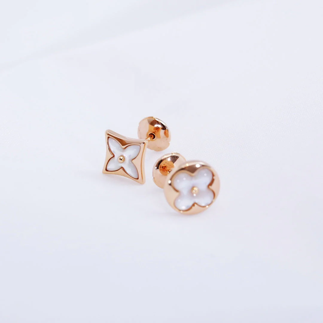 Regalia jewelrySTAR AND SUN PINK GOLD MOP STUD EARRINGS