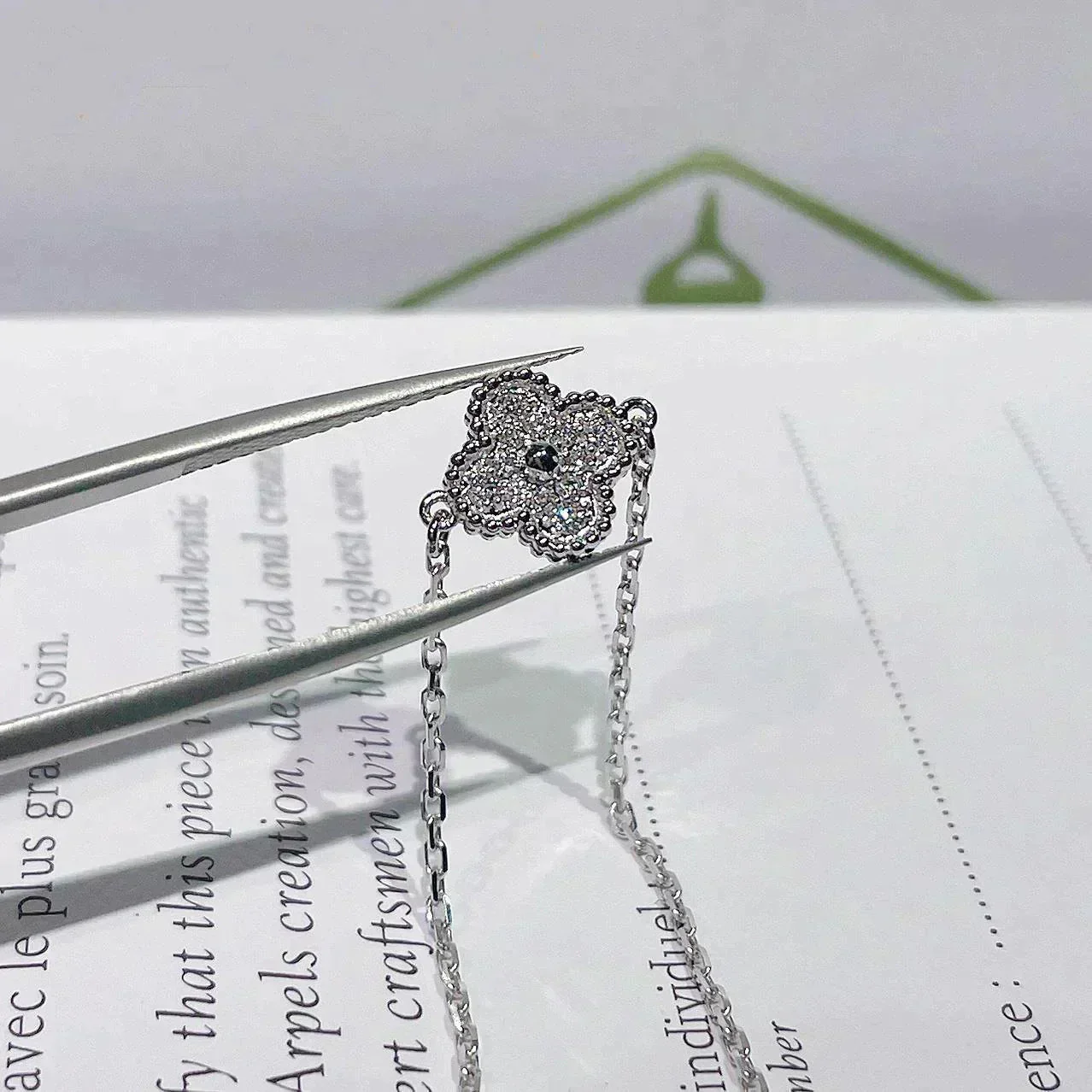 Regalia jewelryCLOVER  SINGLE FLOWER BRACELET SILVER