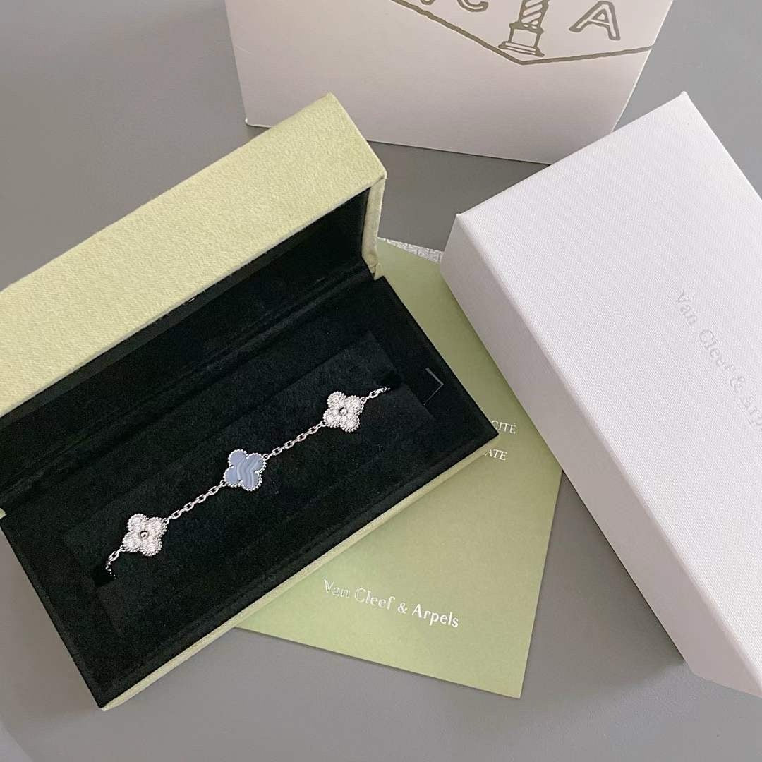 Regalia jewelryCLOVER  5 MOTIF DIAMOND PURPLE CHALCEDONY BRACELET SILVER