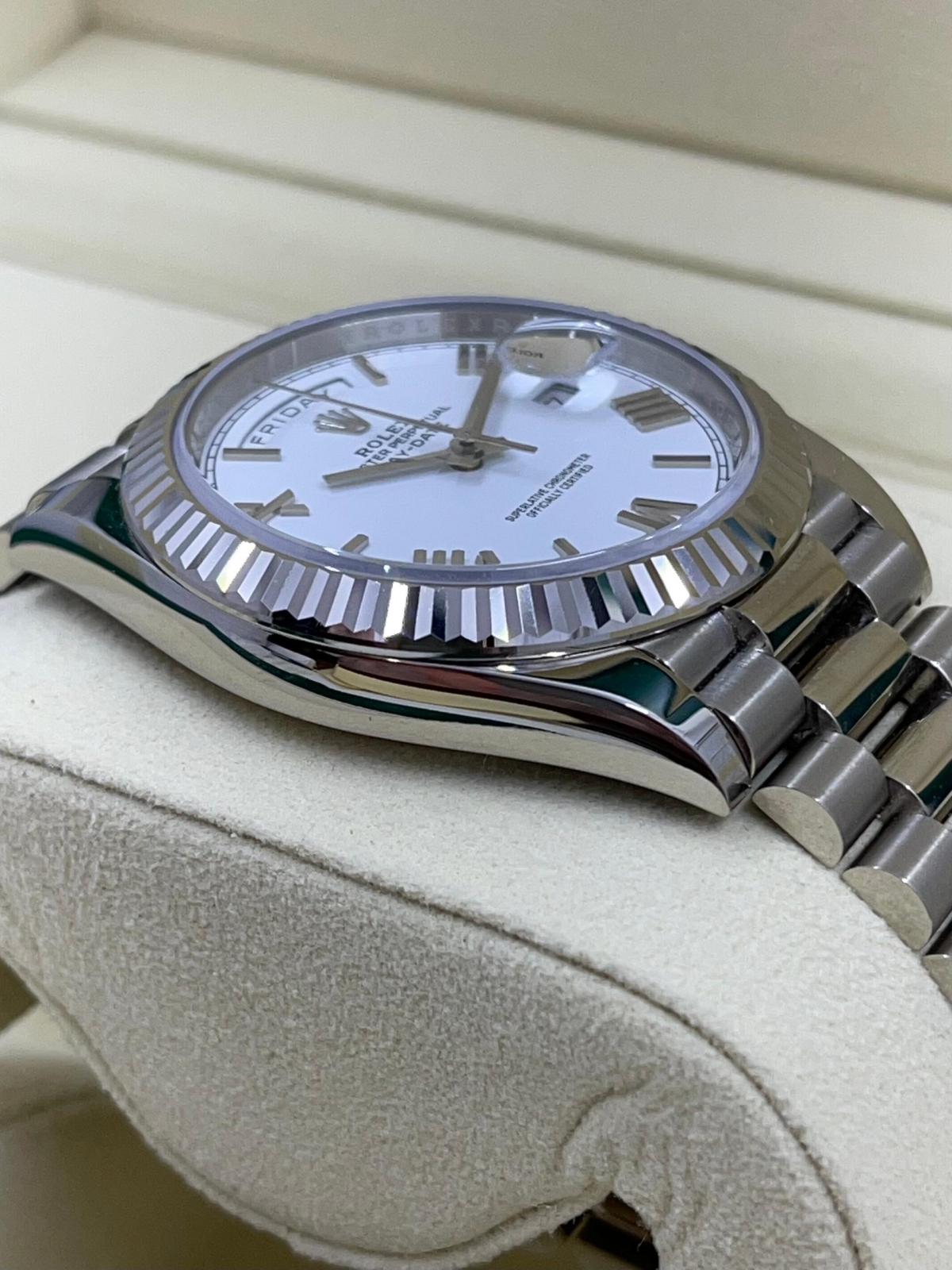 【Super Clone】ROLEX Day-Date 228236-0010 White Roman Dial