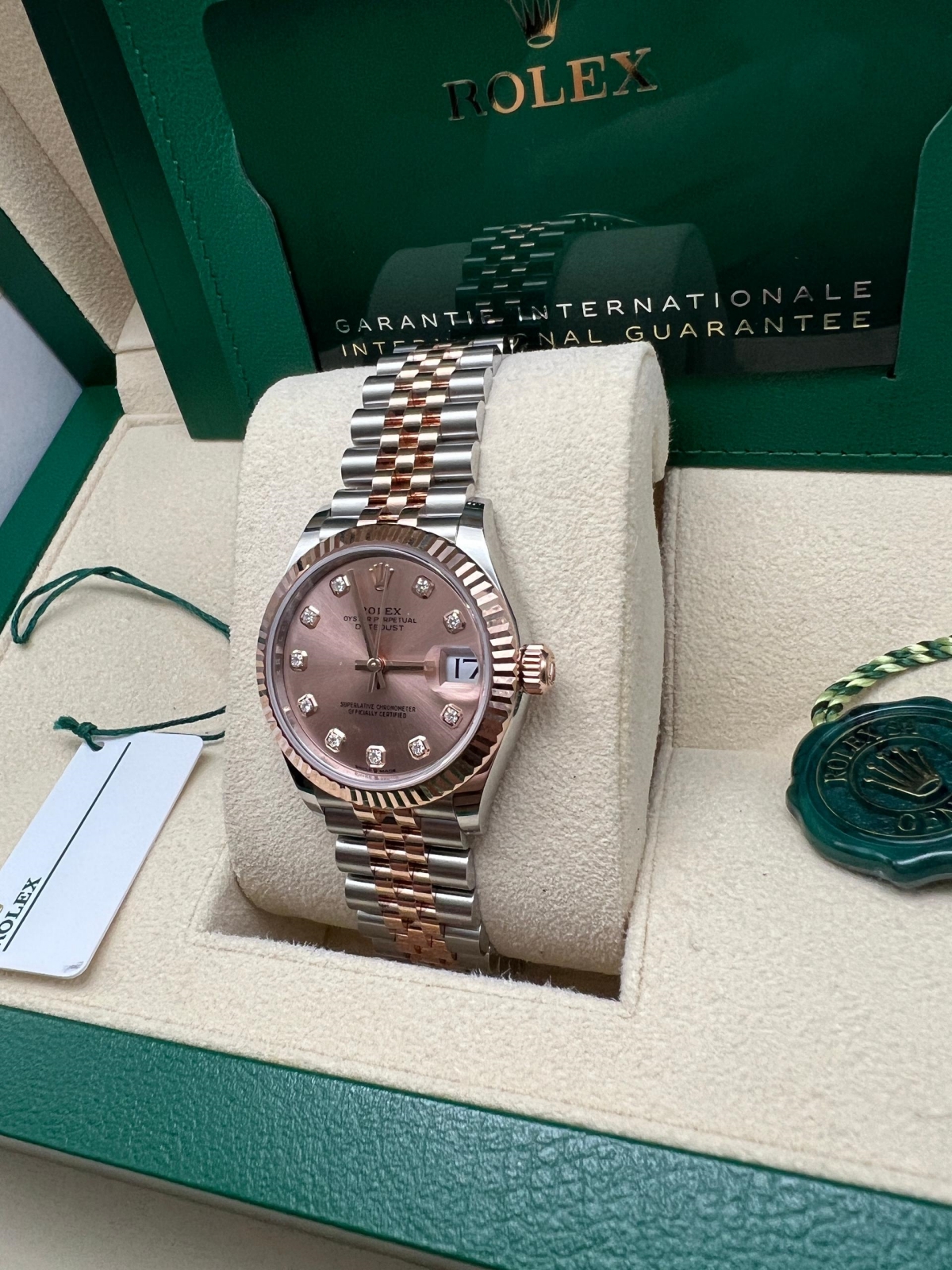 【Super Clone】ROLEX Datejust m278271-0023/0024 Rose 31mm Dial Oyster Bracelet Watch