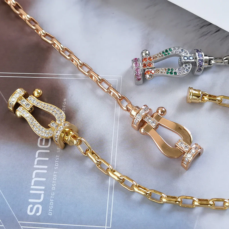 Regalia jewelryFORCE LARGE HORSESHOE CLASP  METAL BRACELET