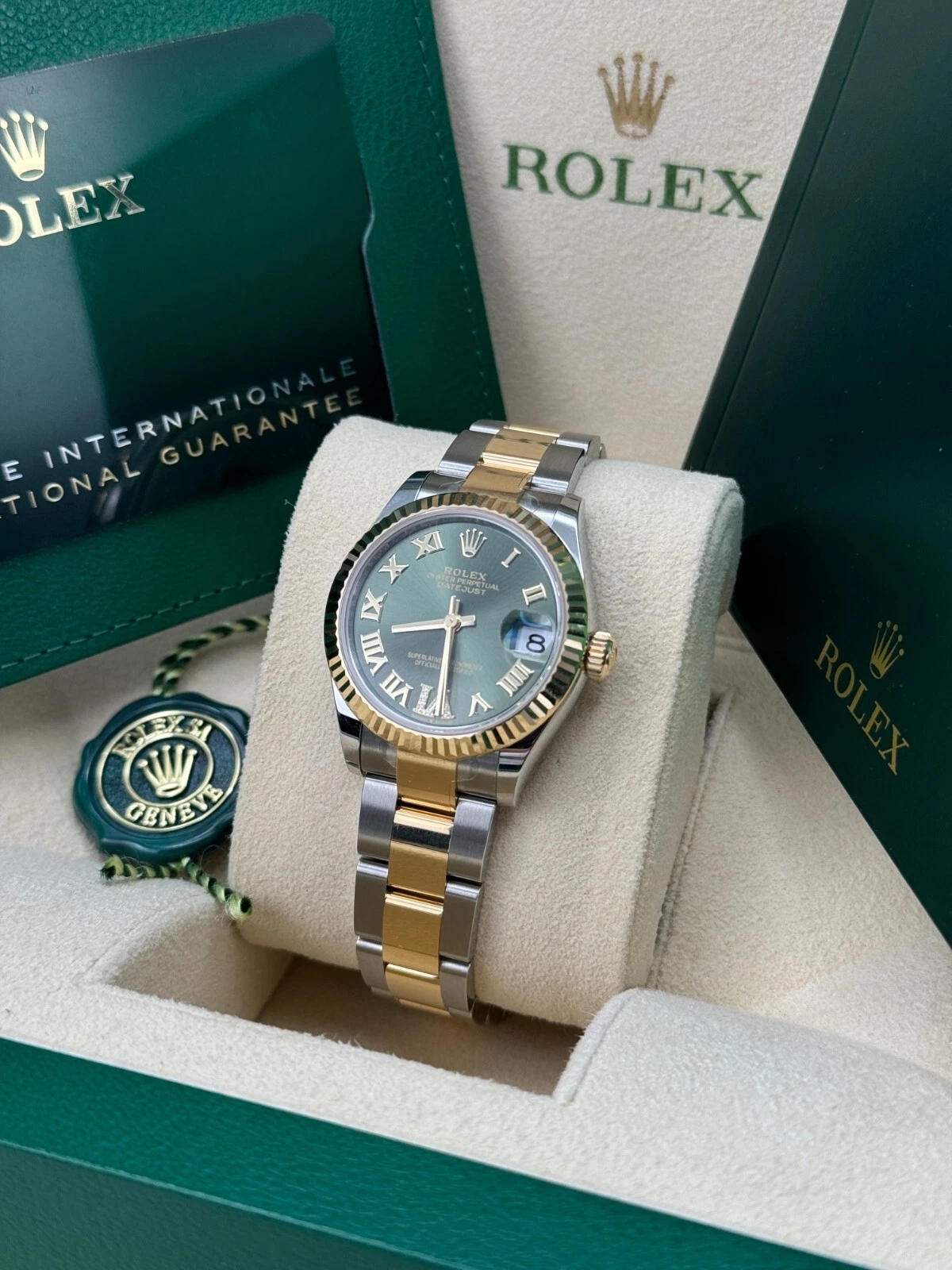 【Super Clone】ROLEX Datejust m278273-0015/0016 31mm Olive Green Dial Stainless Steel and Yellow Gold Oyster Watch