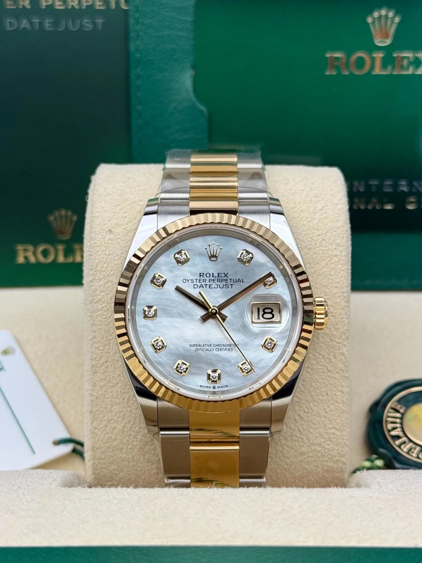 【Super Clone】ROLEX  Datejust 36mm 126233 MOP Diamond Dial Jubilee Two-Tone Bracelet Watch