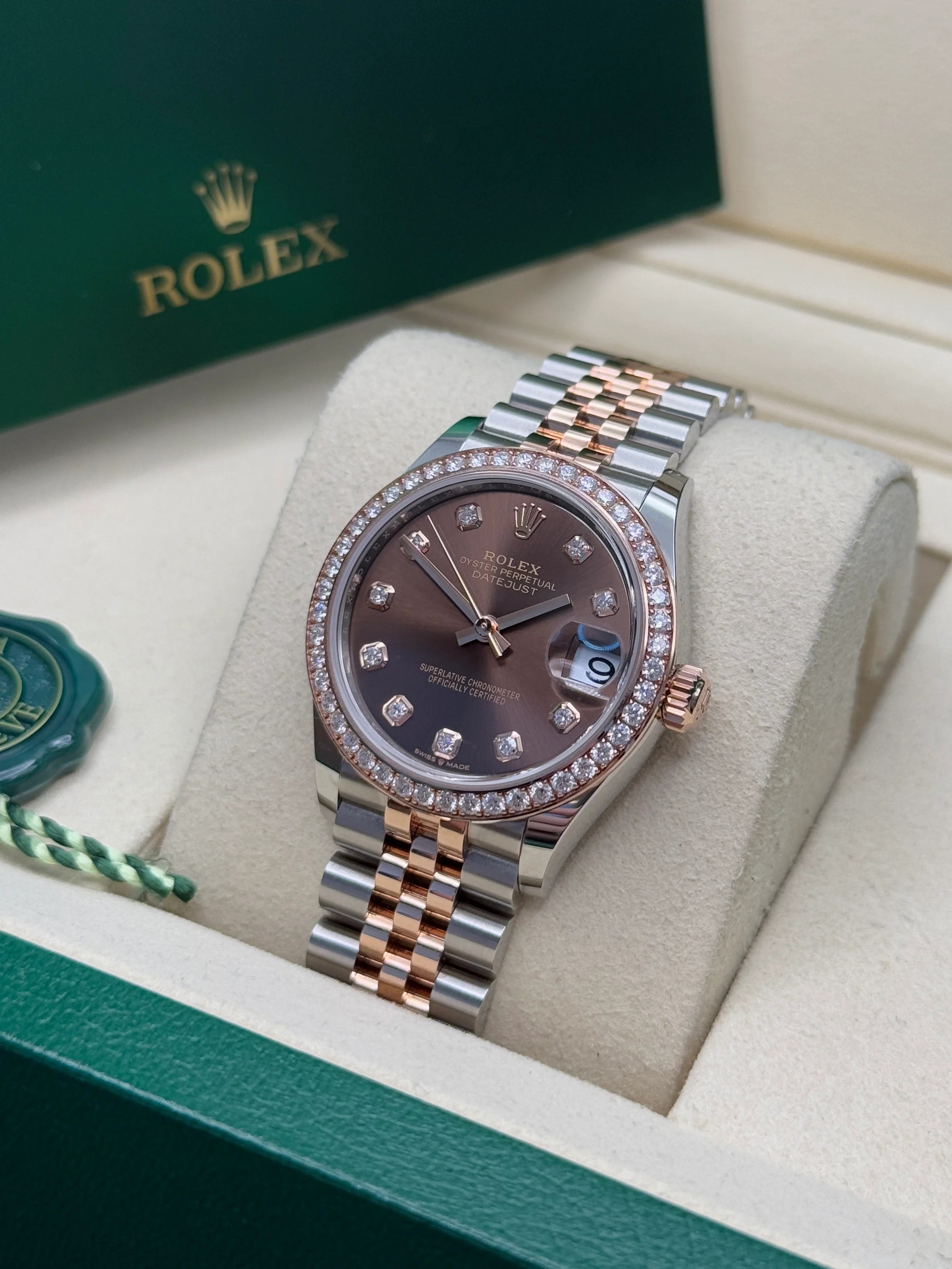 【Super Clone】ROLEX Datejust m278381-0027/0028 Chocolate Diamond 31mm Dial Diamond-Set Bezel and Oyster Bracelet Watch