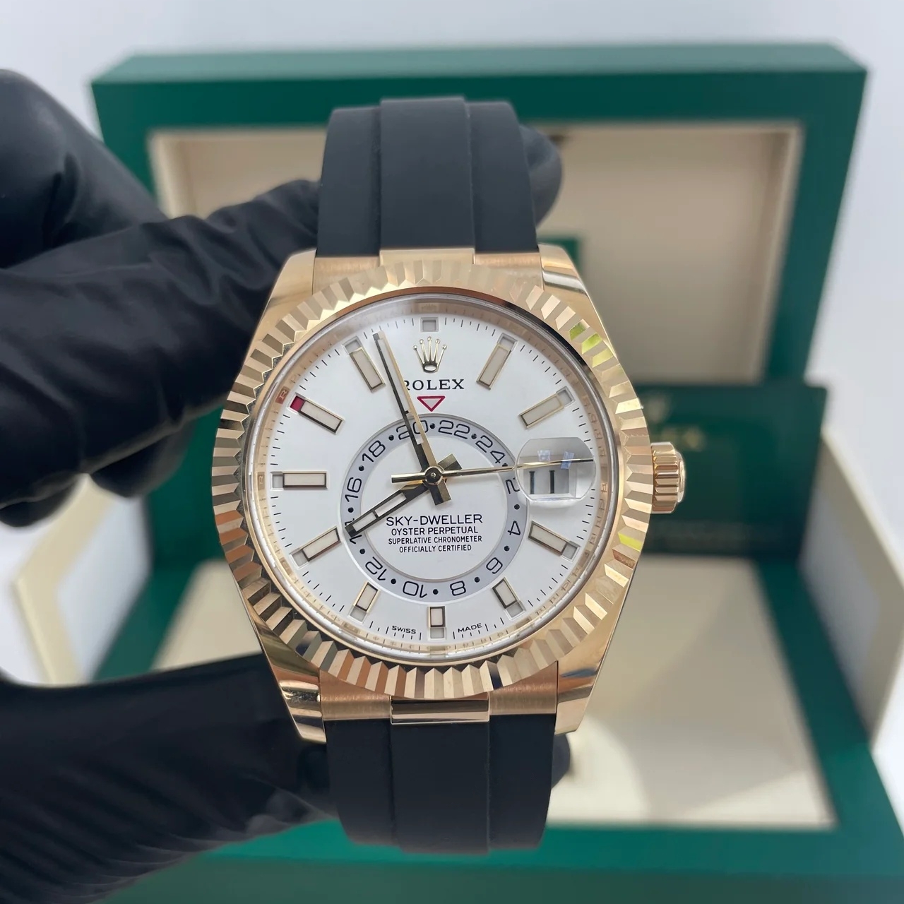 【Super Clone】ROLEX Sky-Dweller 42mm Yellow Gold White Dial Oysterflex - 336238