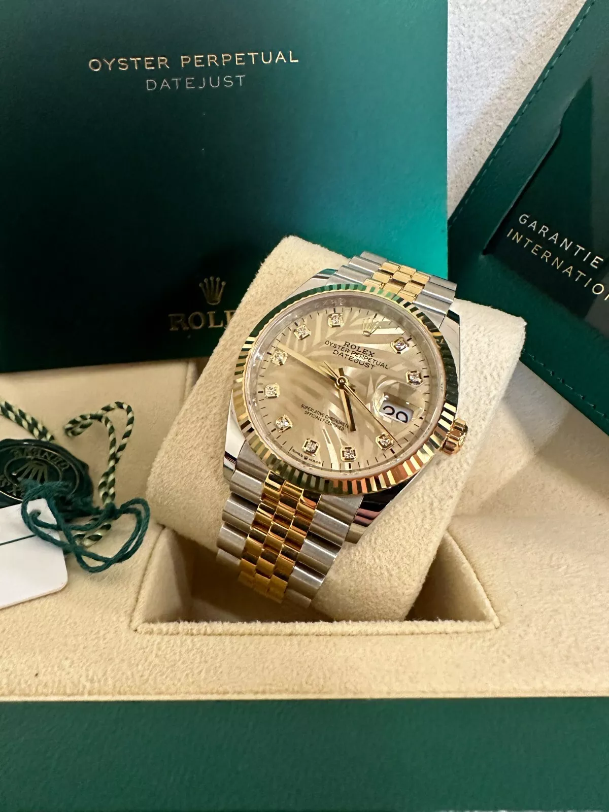 【Super Clone】ROLEX  Datejust 36mm 126233 Champagne Palm Motif Diamond Dial and Jubilee Bracelet Watch