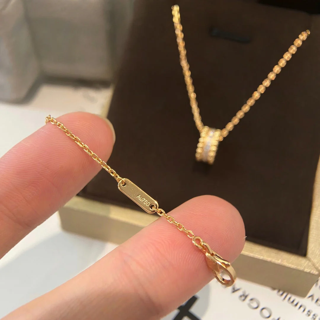 Regalia jewelryPERLEE DIAMOND NECKLACE