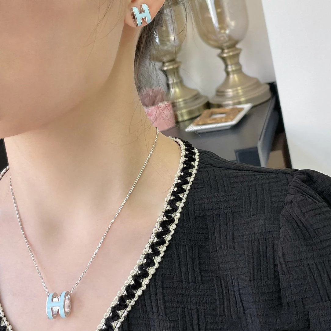 Regalia jewelryPOP H SKY BLUE NECKLACE