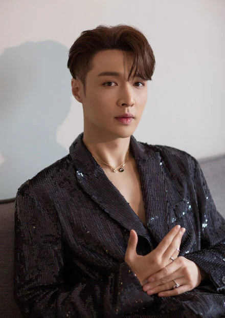 Regalia jewelryJEUX DE PINK GOLD DIAMOND NECKLACE