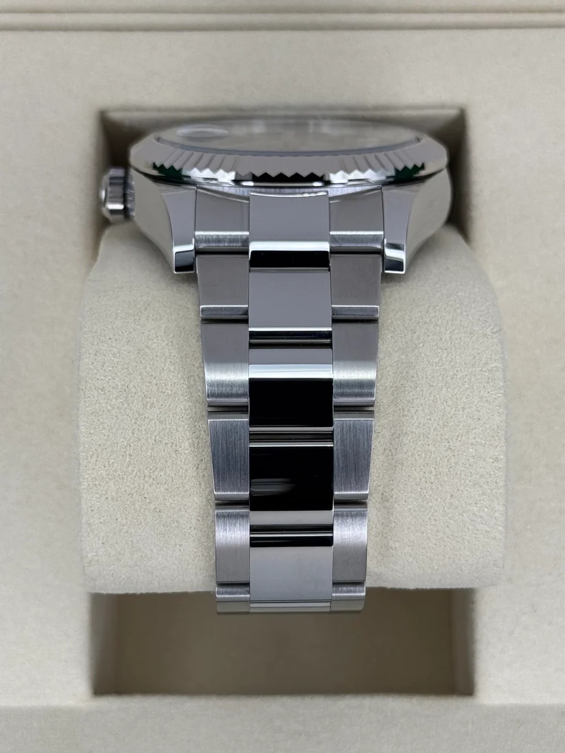【Super Clone】ROLEX  Sky-Dweller 42mm 336934-0005/0006 Stainless Steel Blue Dial Jubilee