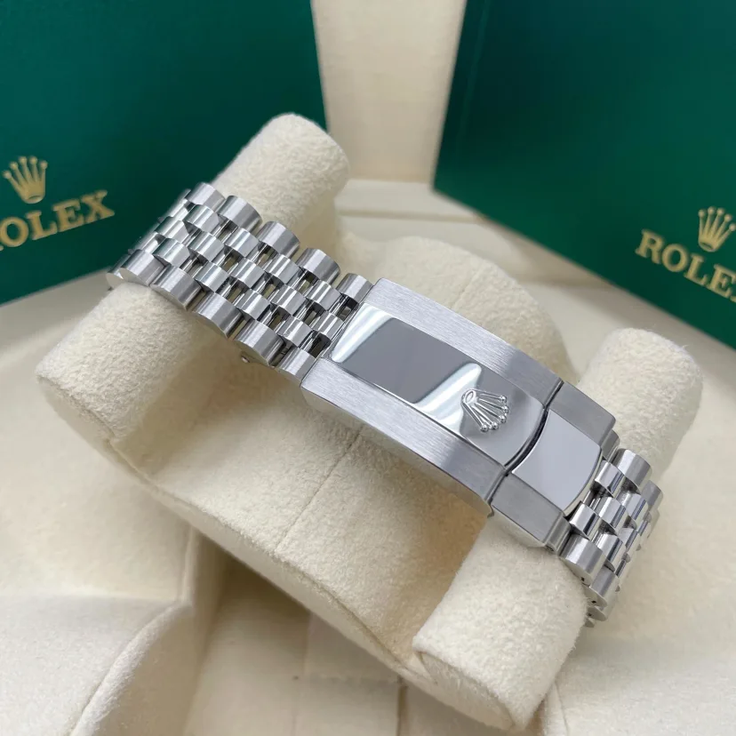 【Super Clone】ROLEX  Datejust 36mm 126234 Blue Fluted Motif Diamond Dial Jubilee Bracelet Watch