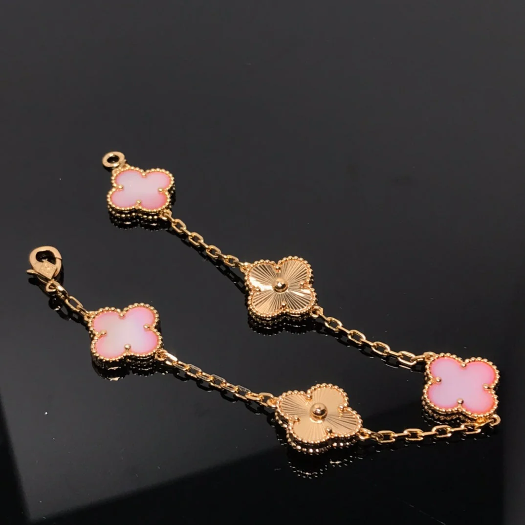 Regalia jewelryCLOVER BRACELET 5 MOTIF PINK AND PINK GOLD