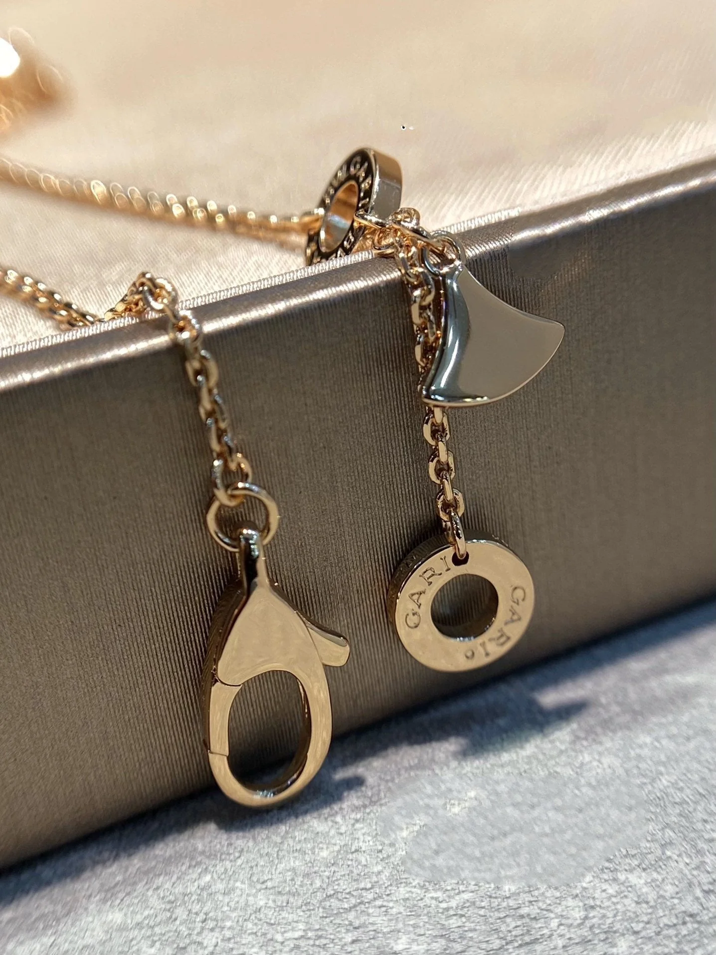 Regalia jewelryDREAM MALACHITE DIAMOND PAVED PINK GOLD NECKLACE