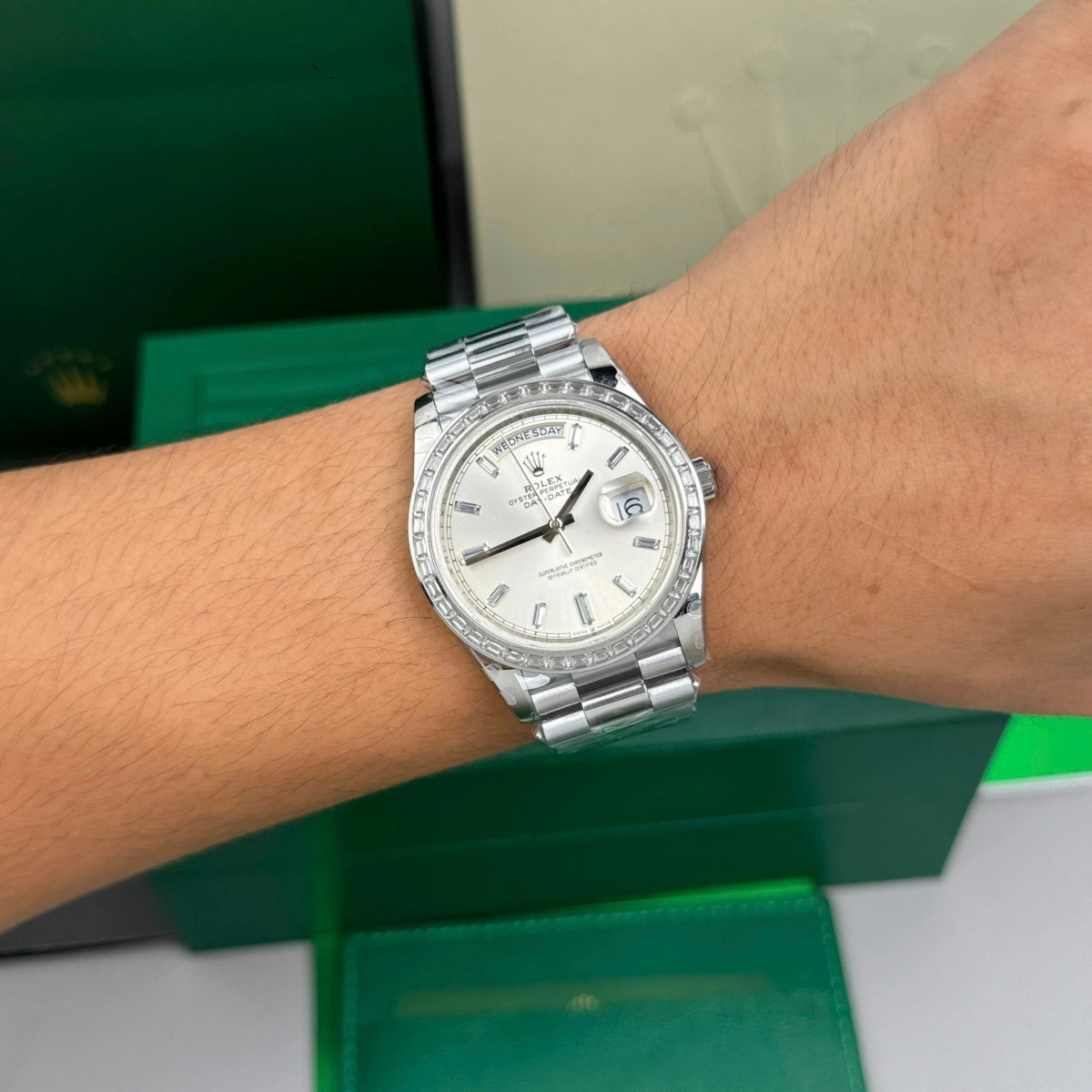 【Super Clone】ROLEX Day-Date 40mm 228396TBR-0011 Silver Diamonds Dial