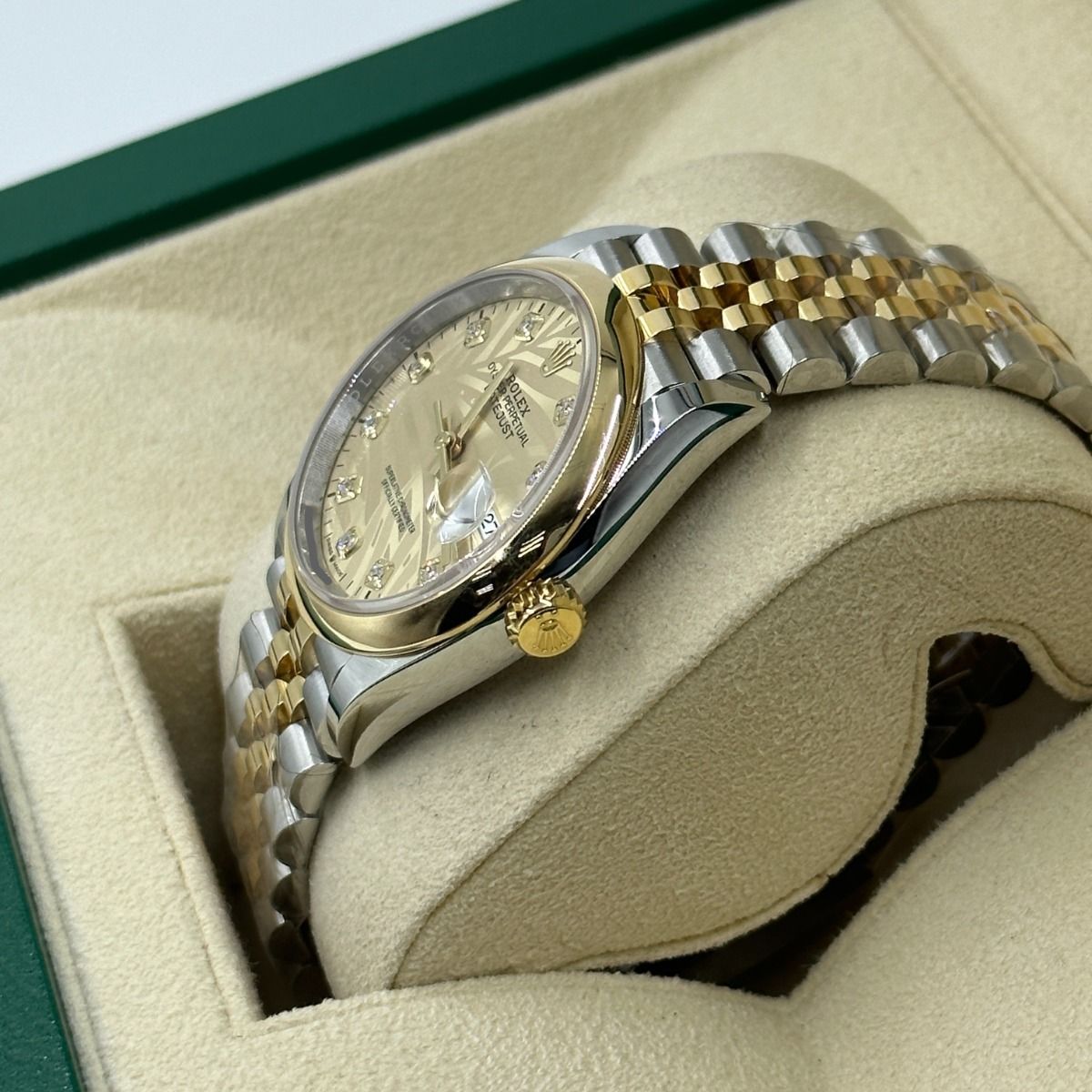 【Super Clone】ROLEX  Datejust 36mm 126203 Golden Fluted Dial Domed Bezel Oyster Bracelet