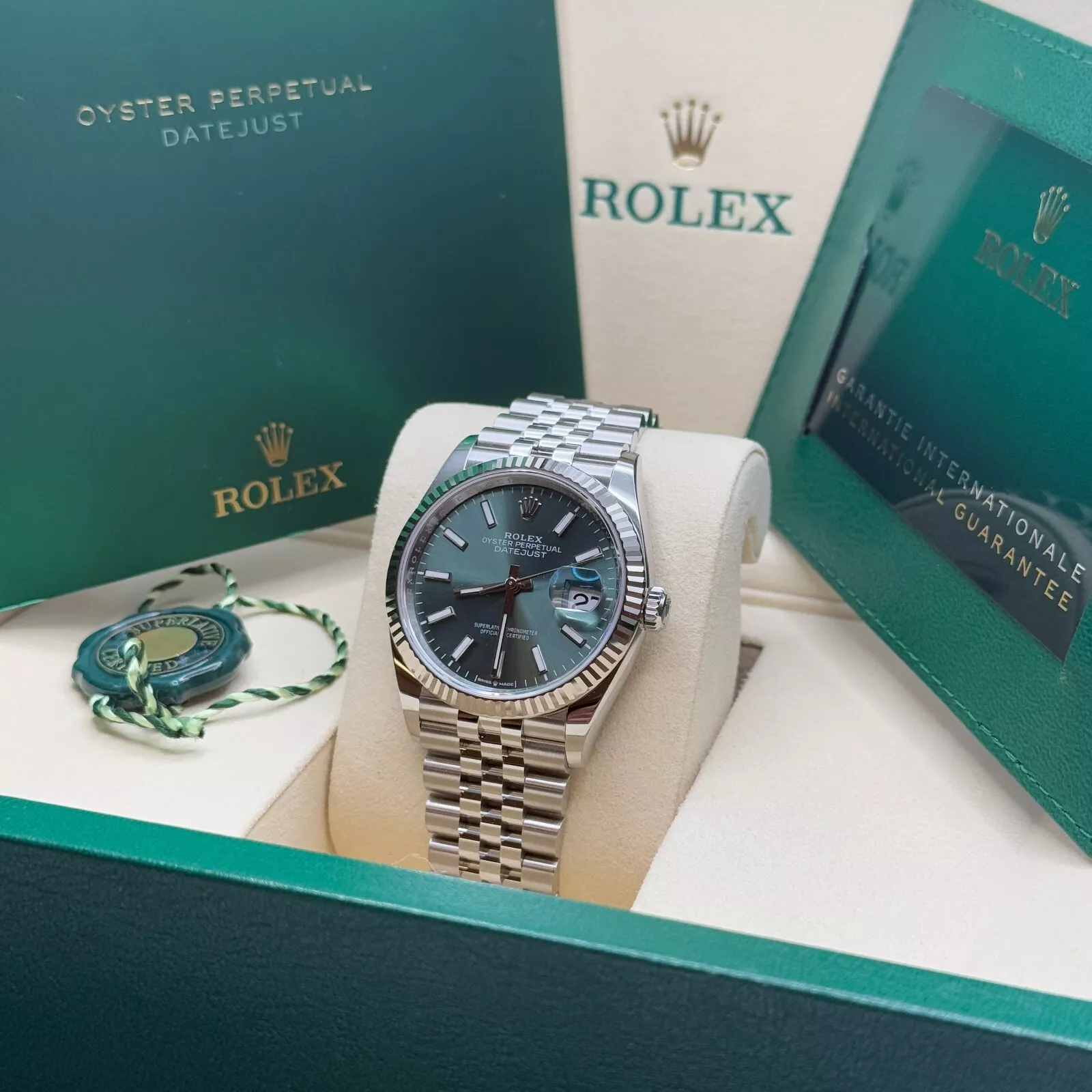 【Super Clone】ROLEX Datejust 41mm Mint Green Dial Jubilee Bracelet Watch - 126334