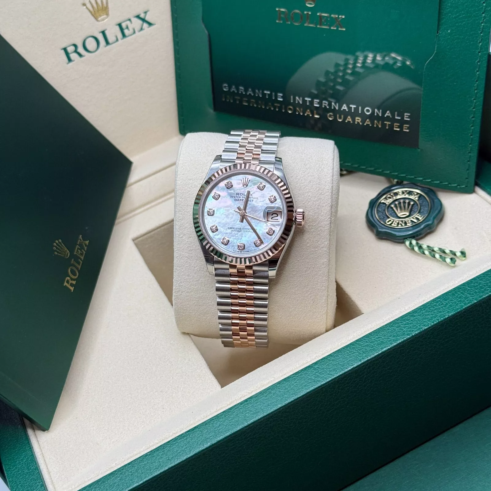 【Super Clone】ROLEX Datejust m278271-0025/0026 White Mother-of-Pearl 31mm Dial Oyster Bracelet Watch