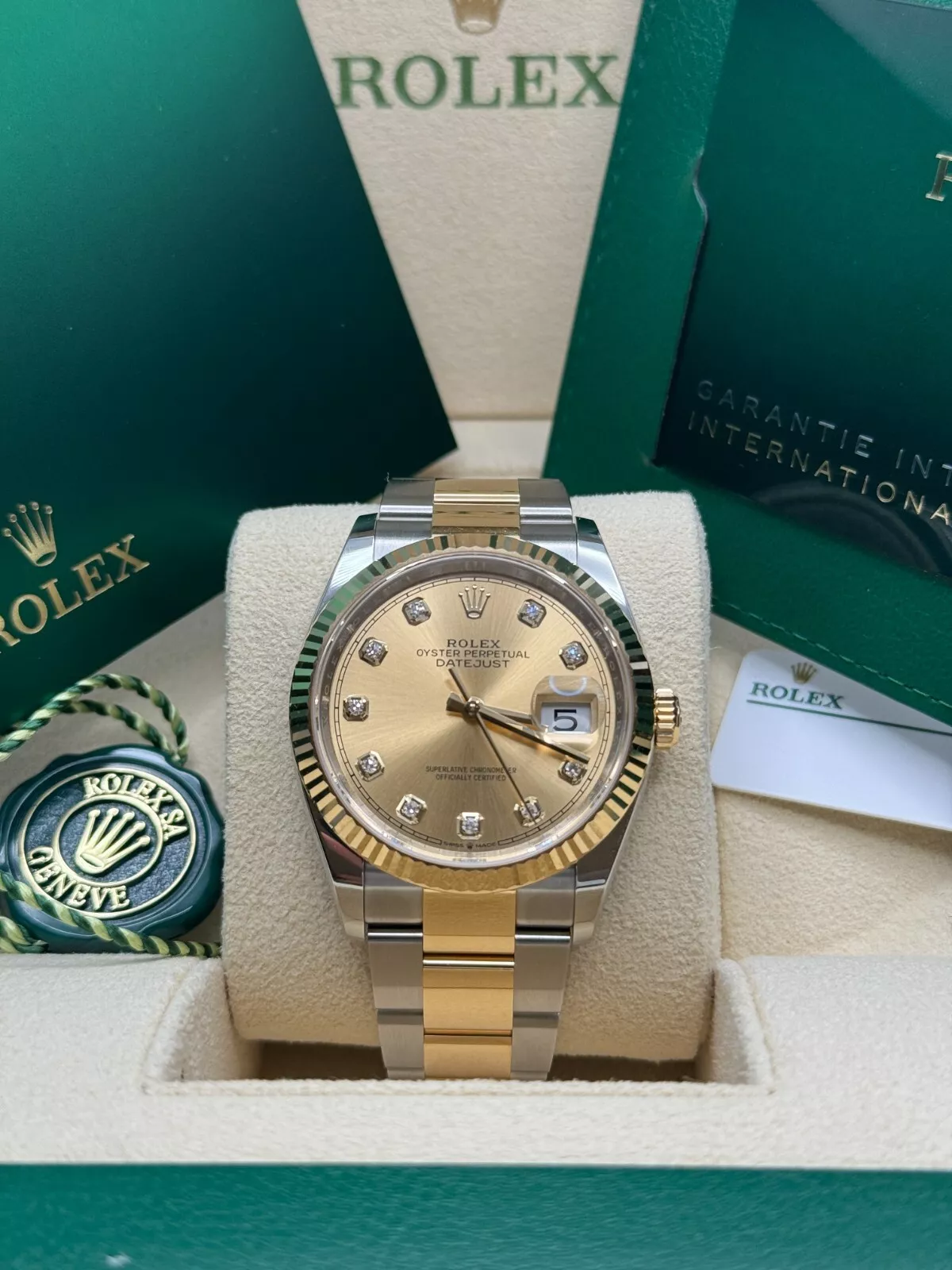 【Super Clone】ROLEX  Datejust 36mm 126233 Champagne Dial Jubilee Bracelet Watch