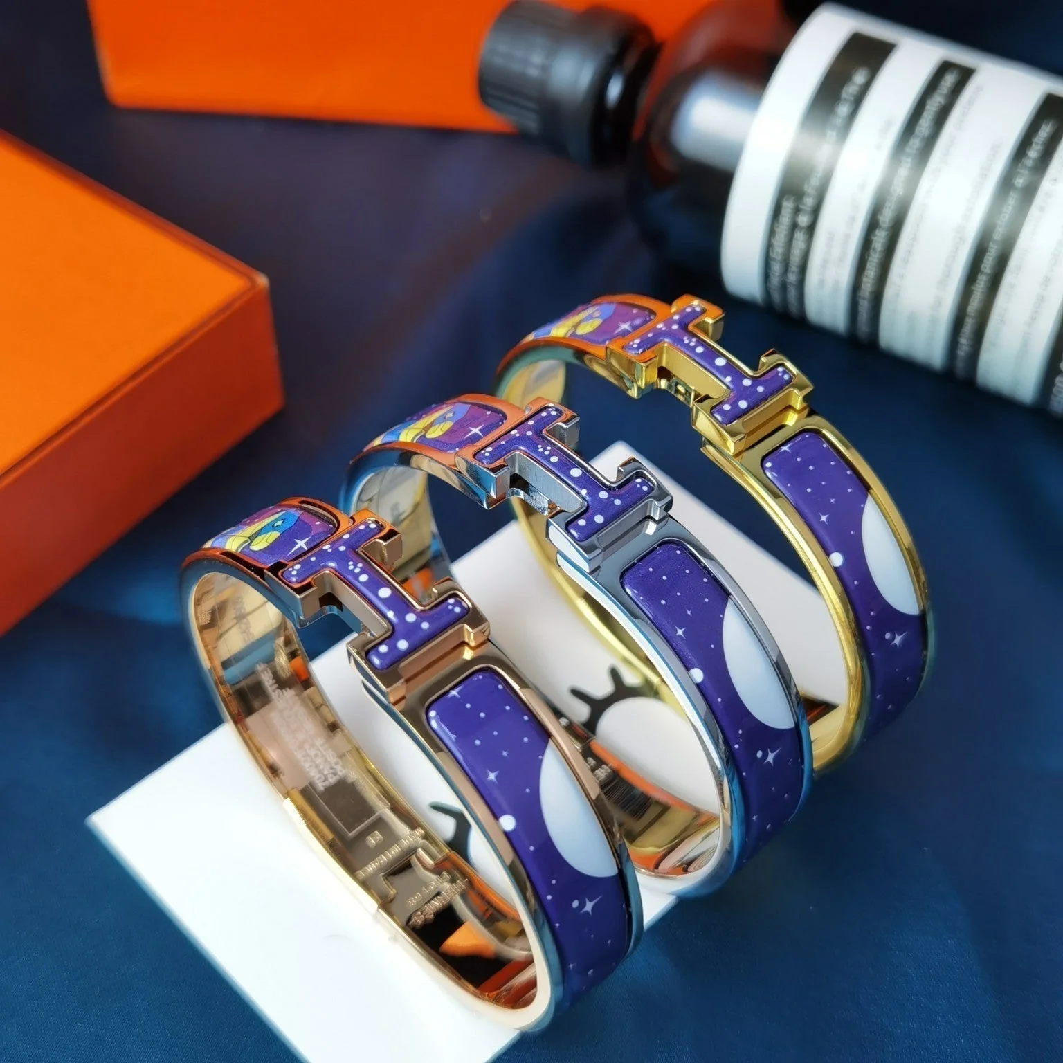 Regalia jewelryH STAR AND MOON BRACELET 12MM