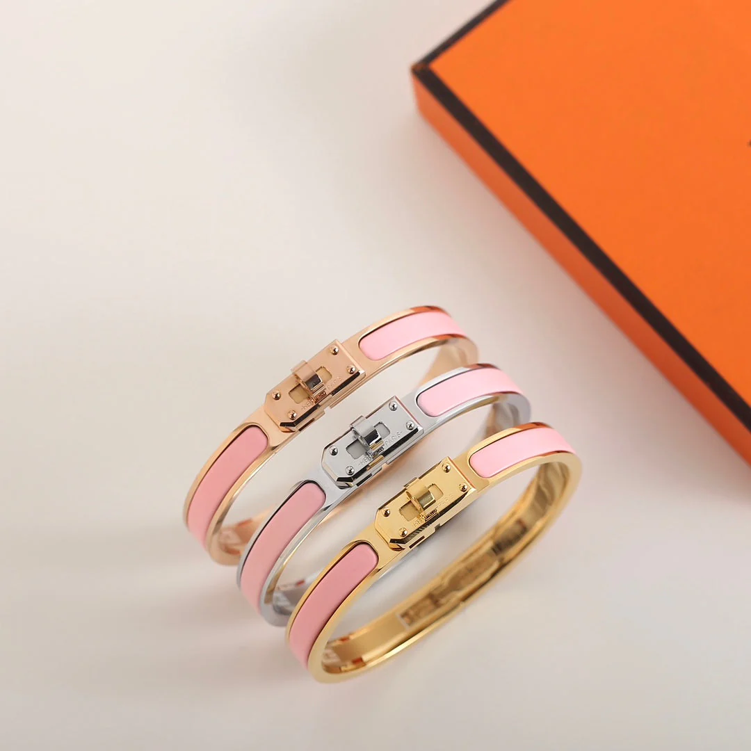 Regalia jewelryHM KELLY PINK BRACELET