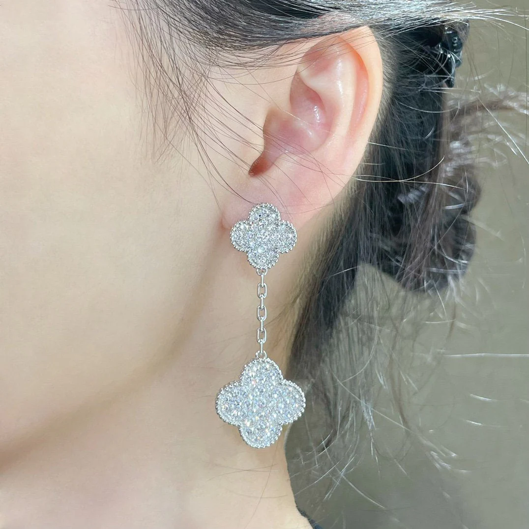 Regalia jewelryCLOVER 2 MOTIFS DIAMOND PAVED SILVER EARRINGS