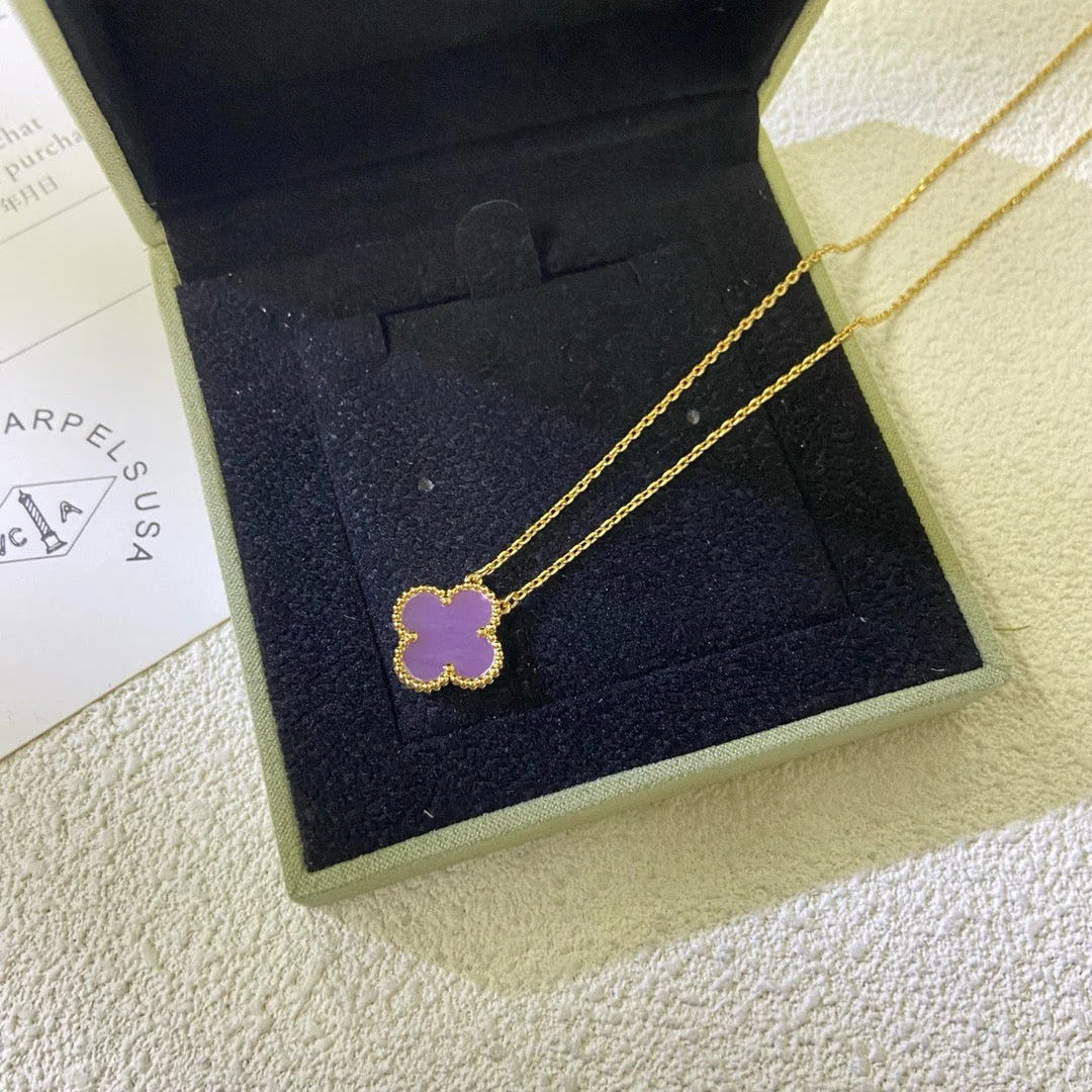 Regalia jewelryCLOVER 15MM  PURPLE VIOLET NECKLACE
