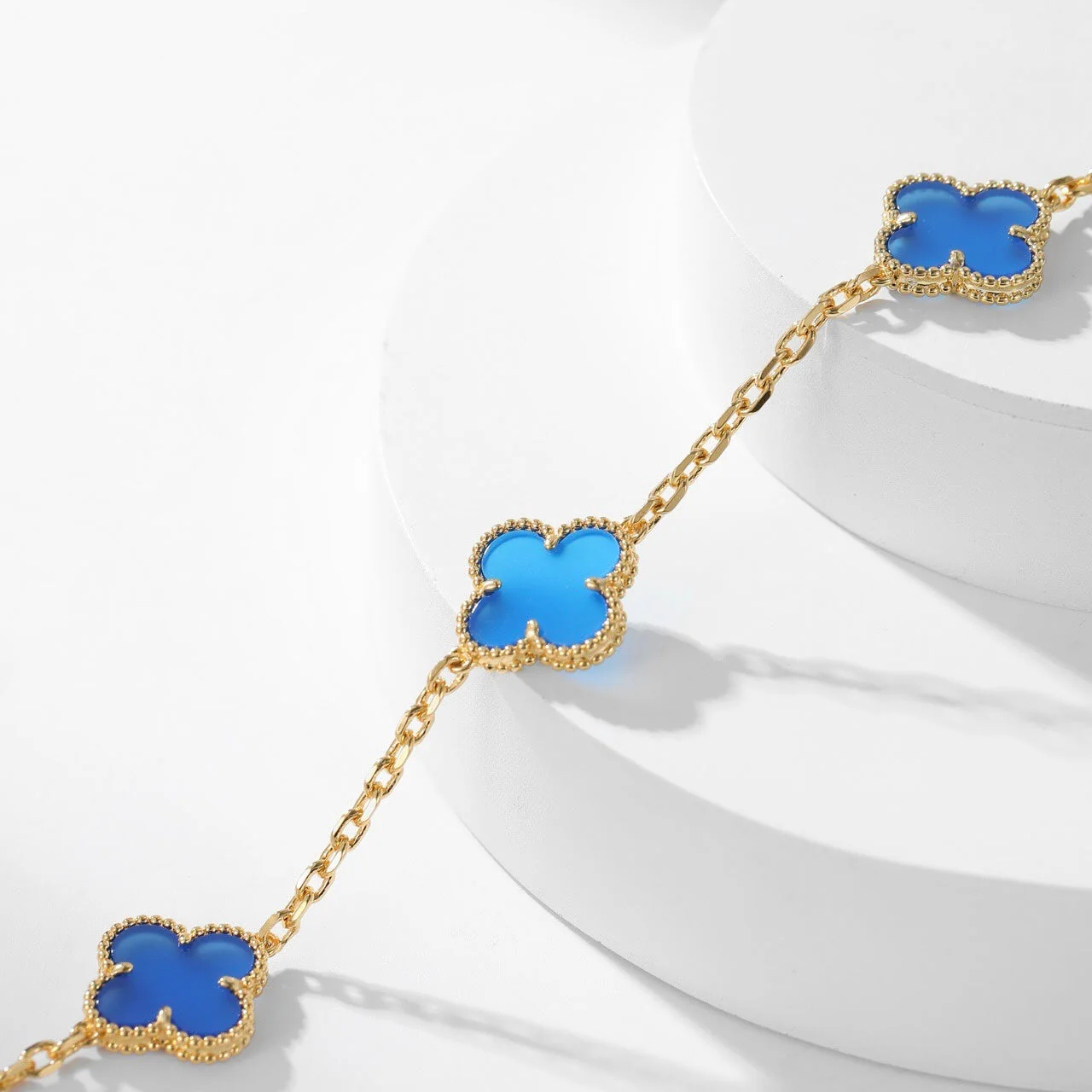 Regalia jewelryCLOVERS THE 10-MOTIFS BLUE AGATE NECKLACE