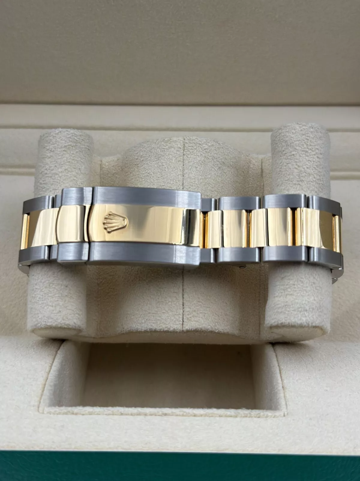 【Super Clone】ROLEX  Datejust 36mm 126203 Golden Dial Domed Bezel Oyster Bracelet