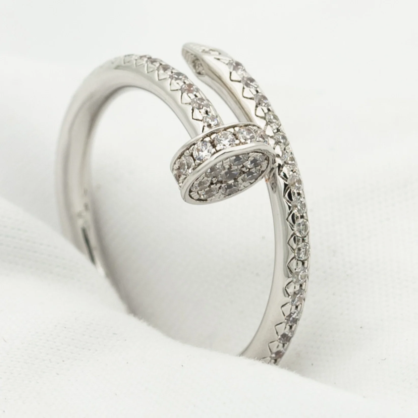 Regalia jewelryJUSTE RING 1.8MM SILVER DIAMONDS