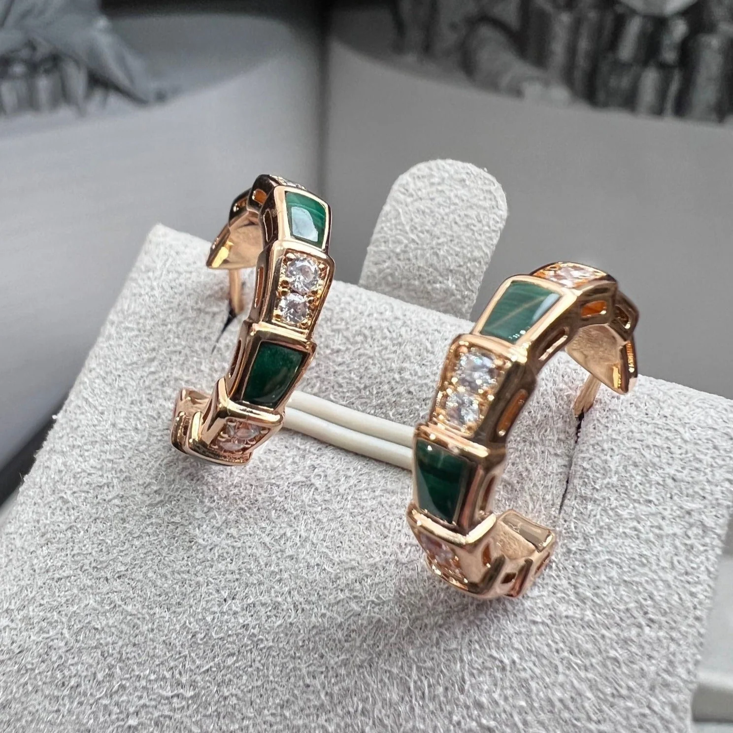 Regalia jewelrySERPENTI MALACHITE PINK GOLD EARRINGS