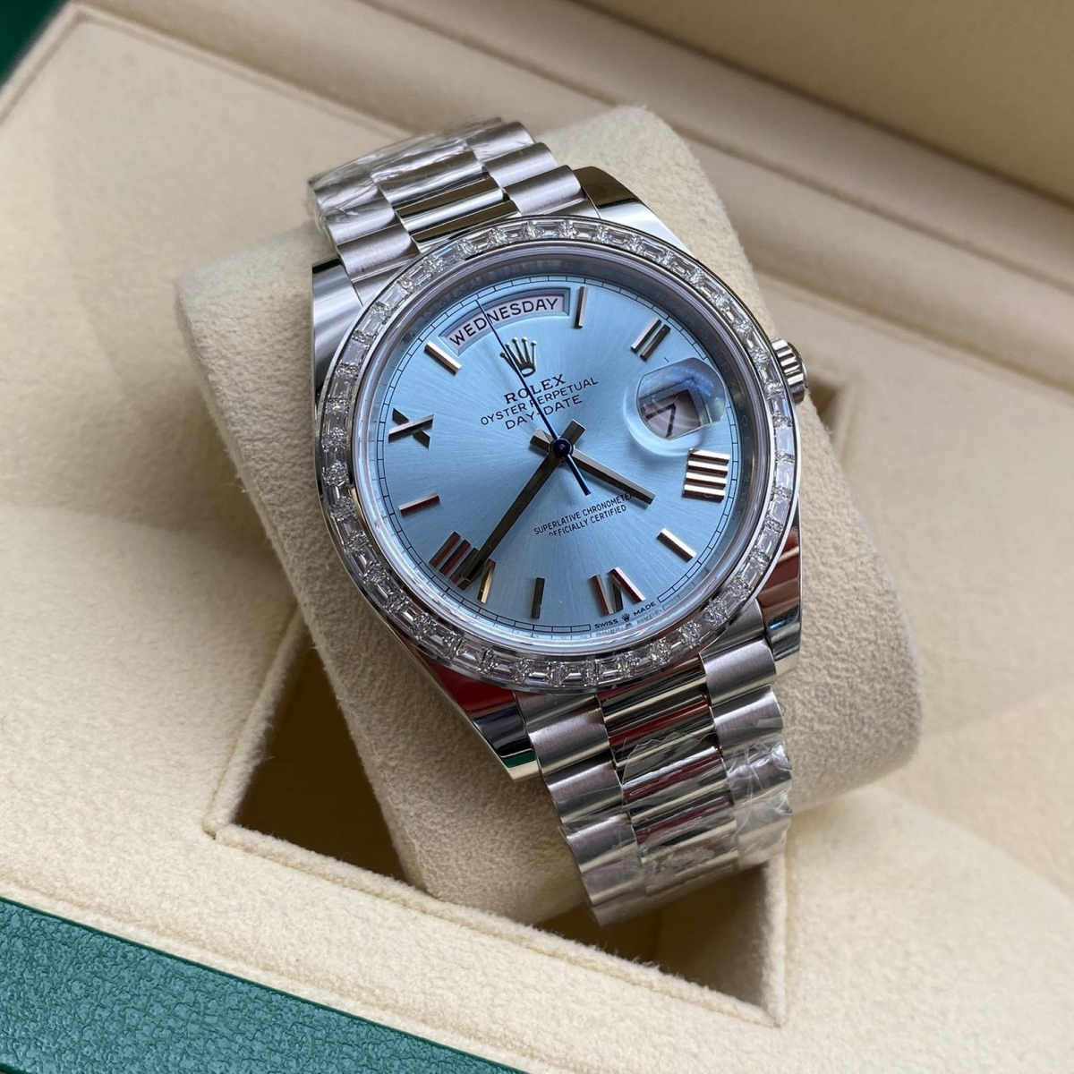 【Super Clone】ROLEX Day-Date 40mm 228396TBR-0030 Ice Blue Roman Dial