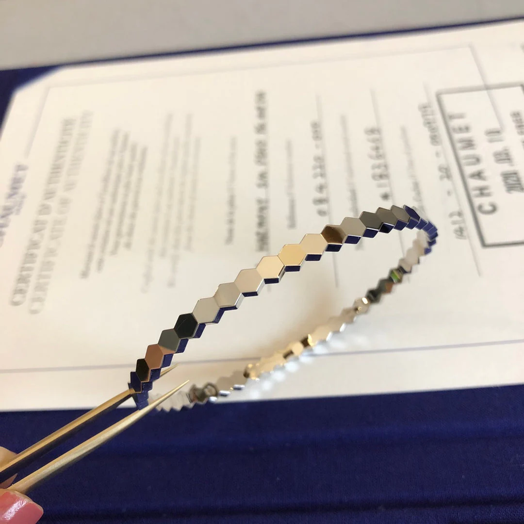 Regalia jewelryBEE LOVE BRACELET