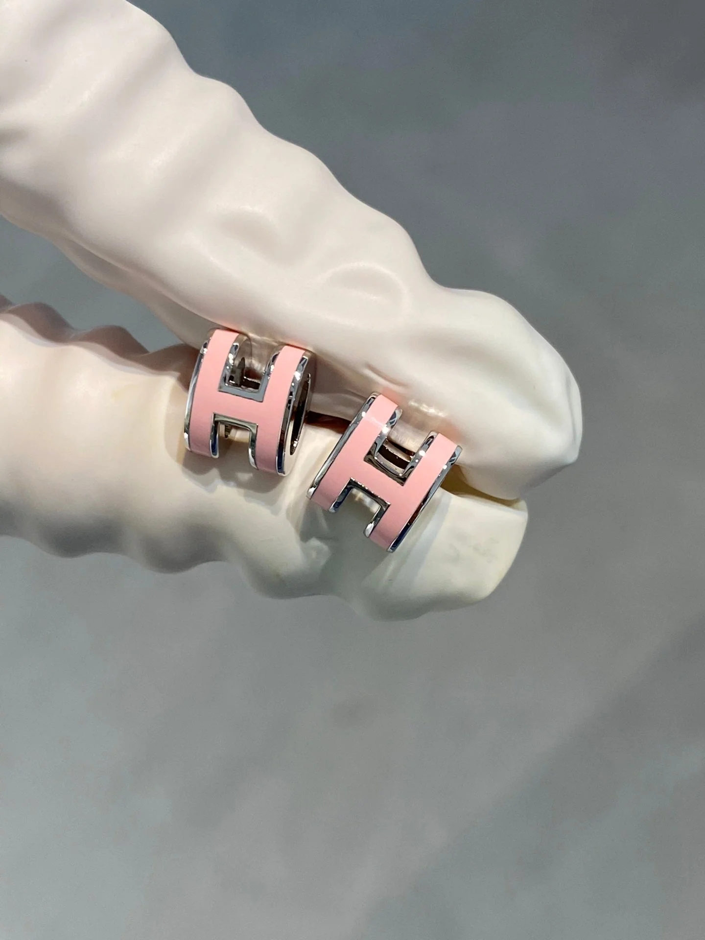 Regalia jewelryMINI POP H SILVER EARRINGS PINK