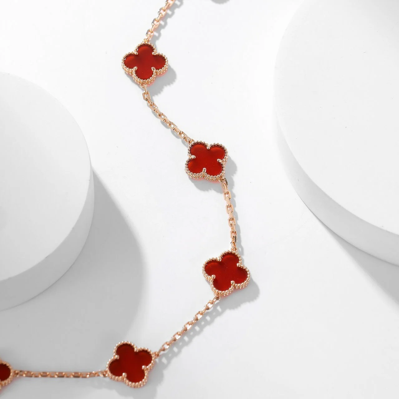 Regalia jewelryCLOVERS THE  10-MOTIFS CARNELIAN NECKLACE
