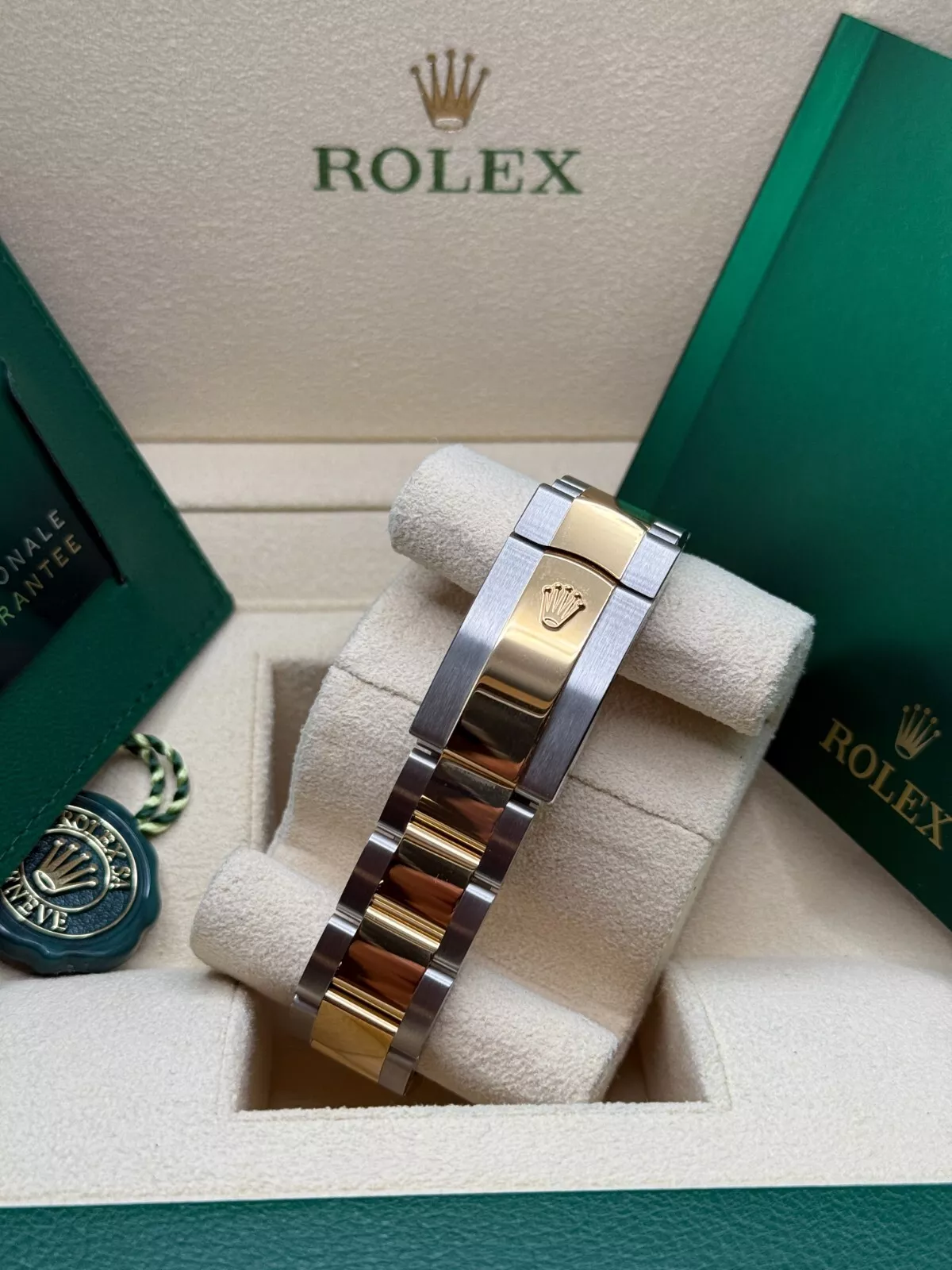 【Super Clone】ROLEX  Datejust 36mm 126233 Champagne Fluted Motif Diamond Dial Jubilee Bracelet