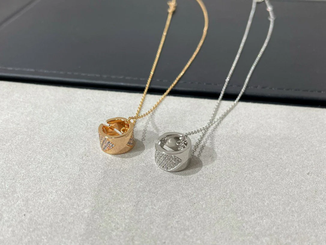 Regalia jewelryLIENS EVIDENCE DIAMOND PAVED NECKLACE