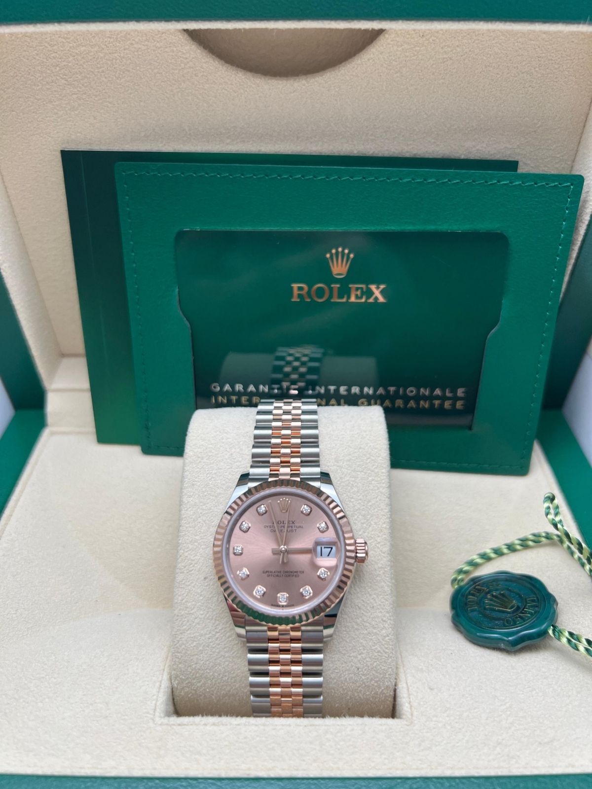 【Super Clone】ROLEX Datejust m278271-0023/0024 Rose 31mm Dial Oyster Bracelet Watch