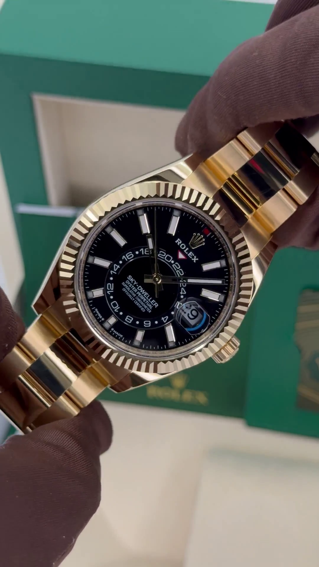 【Super Clone】ROLEX Sky-Dweller 42mm 336938-0002/0005 Yellow Gold Black Dial Oyster